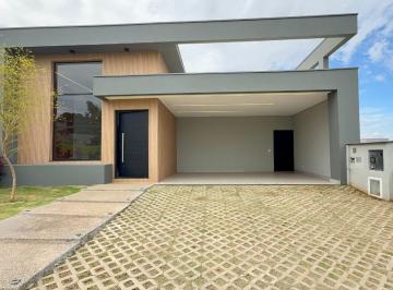 Casa · 225m² · 3 Quartos · 4 Vagas · Casa à venda em Indaiatuba, Chácara Alvorada, com 3 suítes, com 225 m², Villa Sapezal