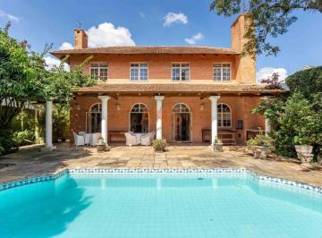 Casa · 566m² · 4 Quartos · 4 Vagas · Casa de 4 Suítes à venda na Rua Ângelo Dallarmi | Santa Felicidade Curitiba