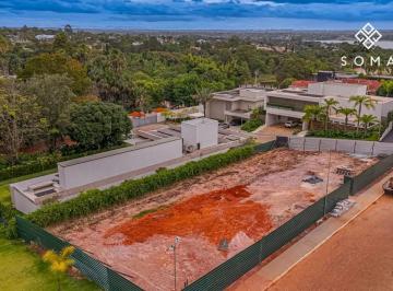 Terreno · 2445m² · LOTE NO CONDOMÍNIO VIVERDE -  SHIS QI 25 LAGO SUL