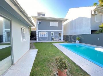 Casa · 240m² · 5 Quartos · 2 Vagas · Casa com 5 quartos no bairro Santa Monica