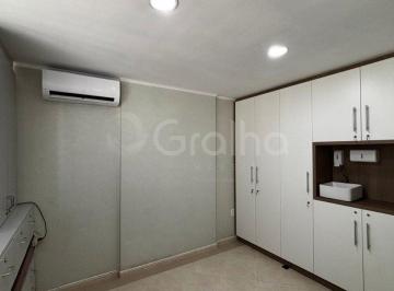 7 · Sala Comercial em Centro