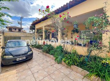 Casa · 380m² · 3 Quartos · 3 Vagas · Excelente casa linear com 380m²; de lote no Havaí.