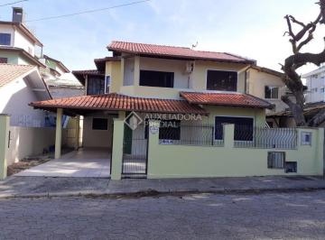 Casa · 220m² · 3 Quartos · 2 Vagas · Linda Casa Lagoa da Conceição