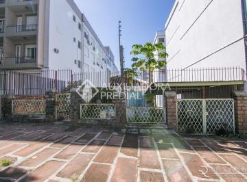 Casa · 330m² · 1 Quarto · Terreno no bairro Santa Cecilia