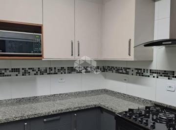 Casa · 60m² · 2 Quartos · Sobrado