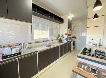 Casa · 100m² · 3 Quartos · Casa com 100m2 no Bairro Santa Catarina