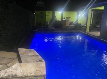 Casa · 440m² · 2 Quartos · 3 Vagas · Casa Linda em Mongaguá - Espaço, Conforto e Lazer Completo!