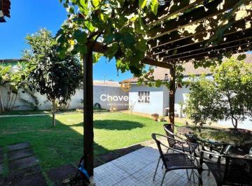Casa · 360m² · 3 Quartos · Casa à venda - em Cascavel