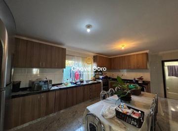 Casa · 585m² · 4 Quartos · Casa à venda - em Santa Cruz