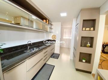 Apartamento · 170m² · 3 Quartos · Apartamento à venda - no Centro