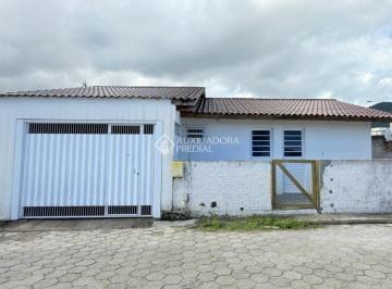 Casa · 87m² · 2 Quartos · 1 Vaga · Casa com potencial para 3 kitnets no Ribeirão da Ilha - Florianópolis