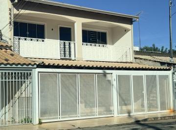 resSU1HXzY4MjYuanBlZw==69d77e057336a2.29500279.jpeg · SOBRADO NA QE 26  GUARÁ II | 4 QUARTOS | 2 SUÍTES | ENERGIA SOLAR