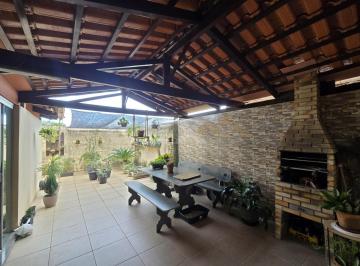 Casa · 324m² · 3 Quartos · 2 Vagas · Casa à Venda no Bairro L. P. Pereira em Divinópolis MG.
