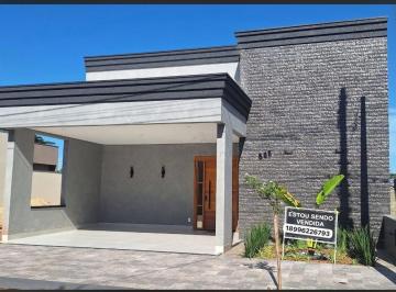 Casa · 147m² · 3 Quartos · 2 Vagas · Casa à venda no Condomínio Madalena com 3 suítes e 147m²
