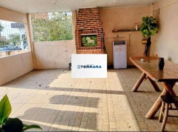 Casa · 260m² · 4 Quartos · 2 Vagas · Casa de 4 Dormitórios e 2 vagas de Garagem em Gravataí.
