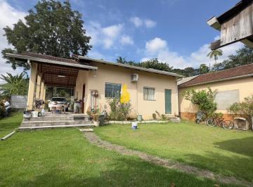 Casa · 116m² · 2 Quartos · 2 Vagas · CASA COM AMPLO TERRENO NA CIDADE DE RODEIO/SC