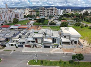 Casa · 420m² · 3 Quartos · Casa moderna com 3 suítes à venda no Bairro Turista II – Caldas Novas