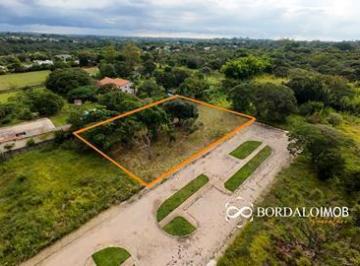 152998_781f81a7-7550-4b55-b5dc-5dbd5f4f864c_lg.jpg · SMPW Quadra 16 - |Frações no Park Way – SMPW Quadra 16