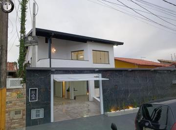 Foto 01 · Imperdível oportunidade! Casa de luxo à venda em Itanhaém-SP, bairro Bopiranga 5 suítes, 1 sala, 1 l