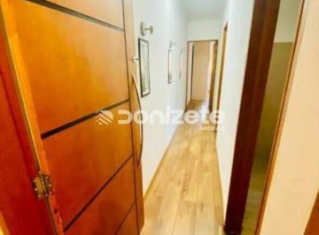 Casa · 167m² · 2 Quartos · 9 Vagas · Casa Residencial à Venda em Vila Curuçá, Santo André - 2 Quartos, 3 Banheiros, 9 Vagas