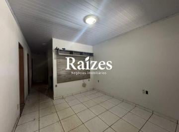 Casa · 350m² · 3 Quartos · 2 Vagas · Casa 3 Quartos com Suíte em Tibery, Uberlândia – Venda R$650.000