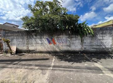 Casa · 390m² · 1 Vaga ·  Lote de 390m² – Próximo ao Salão do Encontro