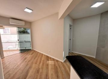 Apartamento · 52m² · 2 Quartos · 2 DORM - REFORMADO - VAGA ROTATIVA - REGIÃO NOBRE DE BALNEÁRIO CAMBORIÚ/SC