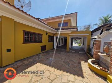 Casa · 275m² · 3 Quartos · 4 Vagas · Casa para locação com 3 dormitórios sendo 1 suíte - Centro