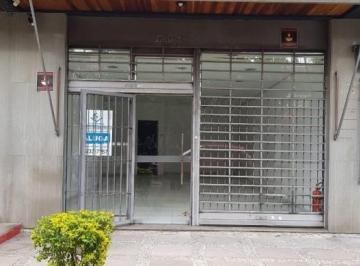 Comercial · 159m² · Loja em Teresópolis