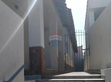 Casa · 70m² · 2 Quartos · 1 Vaga · Aluguel: Casa dos Sonhos na Água Fria!