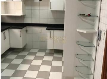 Apartamento · 130m² · 3 Quartos · 2 Vagas · Apartamento à venda de 130m² | 03 dormitórios, sendo 01 suíte e 02 vagas de garagem | Edifício Viven