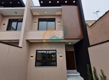 Casa · 119m² · 3 Quartos · 2 Vagas · Sobrado em Rua em Carmela - Guarulhos