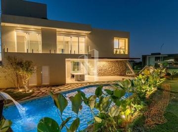 Casa · 387m² · 5 Quartos · 3 Vagas · Sobrado com 387 m², 5 suítes, terreno de 548 m² e living de 81 m² no Jardins ...