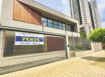 Casa · 210m² · 3 Quartos · 4 Vagas · Casa/Sobrado Casa em Maringá