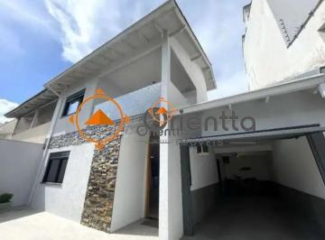 Casa · 243m² · 2 Quartos · 4 Vagas · Casa com 2 Quartos, 1 suíte com piscina para alugar, 243m² - Sarandi - ECOVILLE