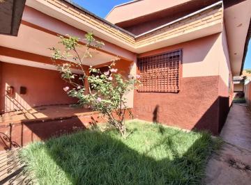 Casa · 300m² · 4 Quartos · 1 Vaga · Casa à venda com 181,91m² de área construída, 03 quartos e edícula no Bairro Parque Ribeirão Preto, 