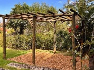 df5fdbad392f821cbf50464d29bb0531c9f41d79 · Casa lindíssima no Condomínio Santo Antonio com vista