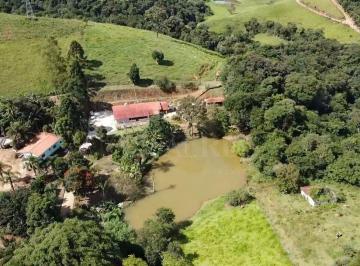 Rural · 4ha · 3 Quartos · 1 Vaga · Sítio para Pecuária