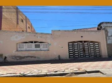 Casa · CASA NA RUA FIRMINO TAVARES, N. 221, CENTRO, BARRO/CE, MEDINDO 7,8M X 42M.