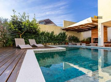 Casa · 461m² · 4 Quartos · 6 Vagas · Casa à venda 4 suítes e piscina, Alphaville Graciosa, PINHAIS - PR
