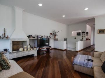 IMG_20260615_185406_000.jpeg · Funcional casa para locação em Bela Aliança com 5 quartos, sendo 5 suítes, 469m² - remaxterra#L4S3T