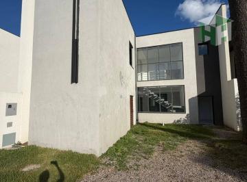 621d25592ef3705ef081798bf49e82024b54fdd8 · Casa de alto padrão à venda em Santa Felicidade - Curitiba/PR