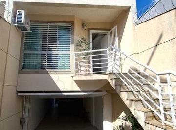 Casa · 200m² · 3 Quartos · 4 Vagas · Sobrado com 3 quartos à venda em Vila constança - SP