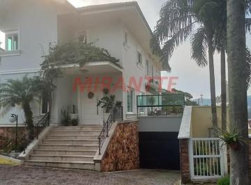 ce2d0479fc96c2b43089540e4d9e7fc8.jpg · Cond. fechado de 637m² com 3 quartos