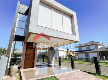 Casa · 186m² · 3 Quartos · 2 Vagas · Casa em Capão da Canoa - Capão Novo - Capão da Canoa/RS