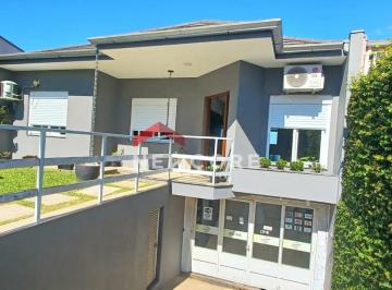 Casa · 220m² · 3 Quartos · 3 Vagas · Casa em Rua Irmã Edviges - Lomba da Palmeira - Sapucaia do Sul/RS