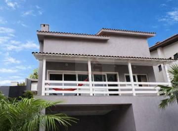 b61e1f798619b4151f206d32b83eb8d079597acd · Casa com arquitetura moderna à venda no São Paulo II – Granja Viana | 3 suítes, piscina privativa, e