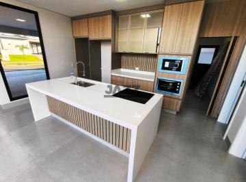 Casa · 225m² · 3 Quartos · 4 Vagas · Casa térrea à venda no Condomínio Portal dos Bandeirantes - Salto/SP | Conforto, funcionalidade e um