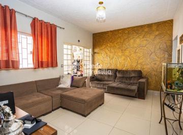 Casa · 200m² · 3 Quartos · 4 Vagas · QNN 21 - Casa nascente - ampla - com 3 quartos - piscina - suíte - garagem - Ceilândia