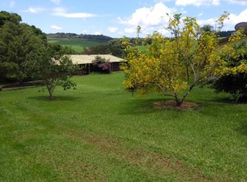 Rural de 7 quartos, Tejupá · Linda Chácara com nascente de água (Minas) e lagos  - 3 casas seno 1 principalma